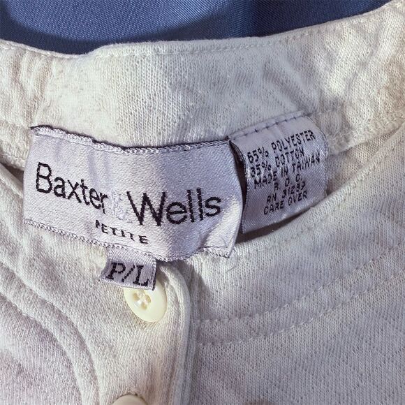 Baxter Wells Petite Ivory Floral Embroidered Henley Top Size L - Picture 3 of 8